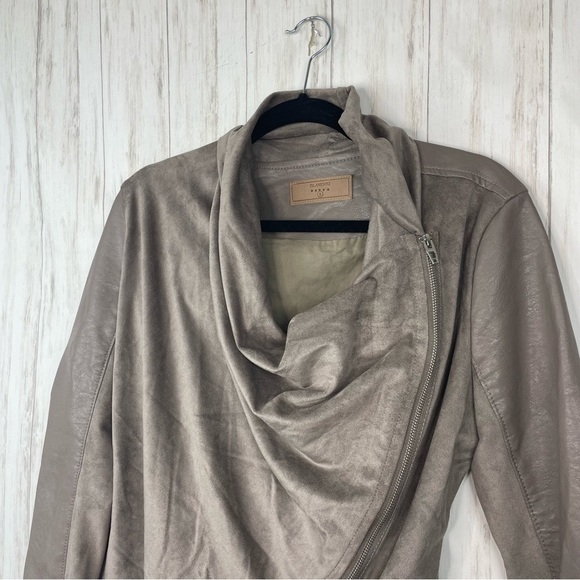 Blank NYC  taupe leather style wrap jacket small - Picture 4 of 7